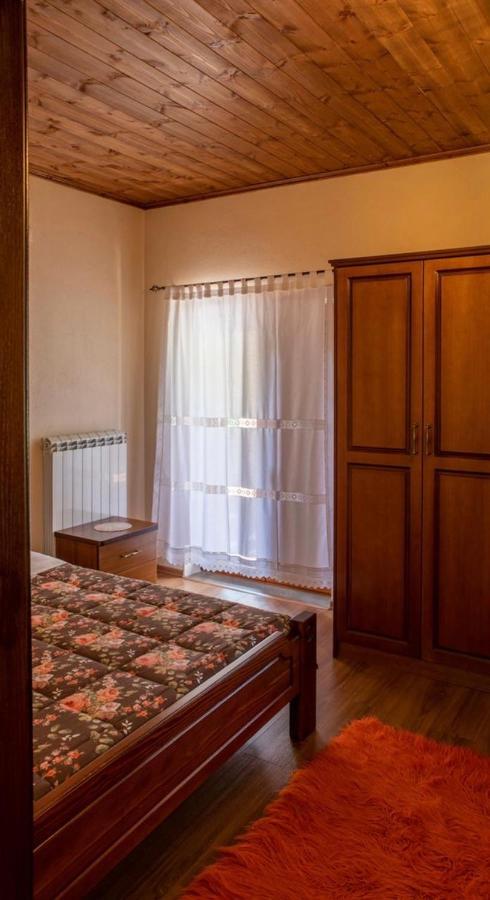 Hostel Bujtina Hader Xhebro Tepelene Exterior foto